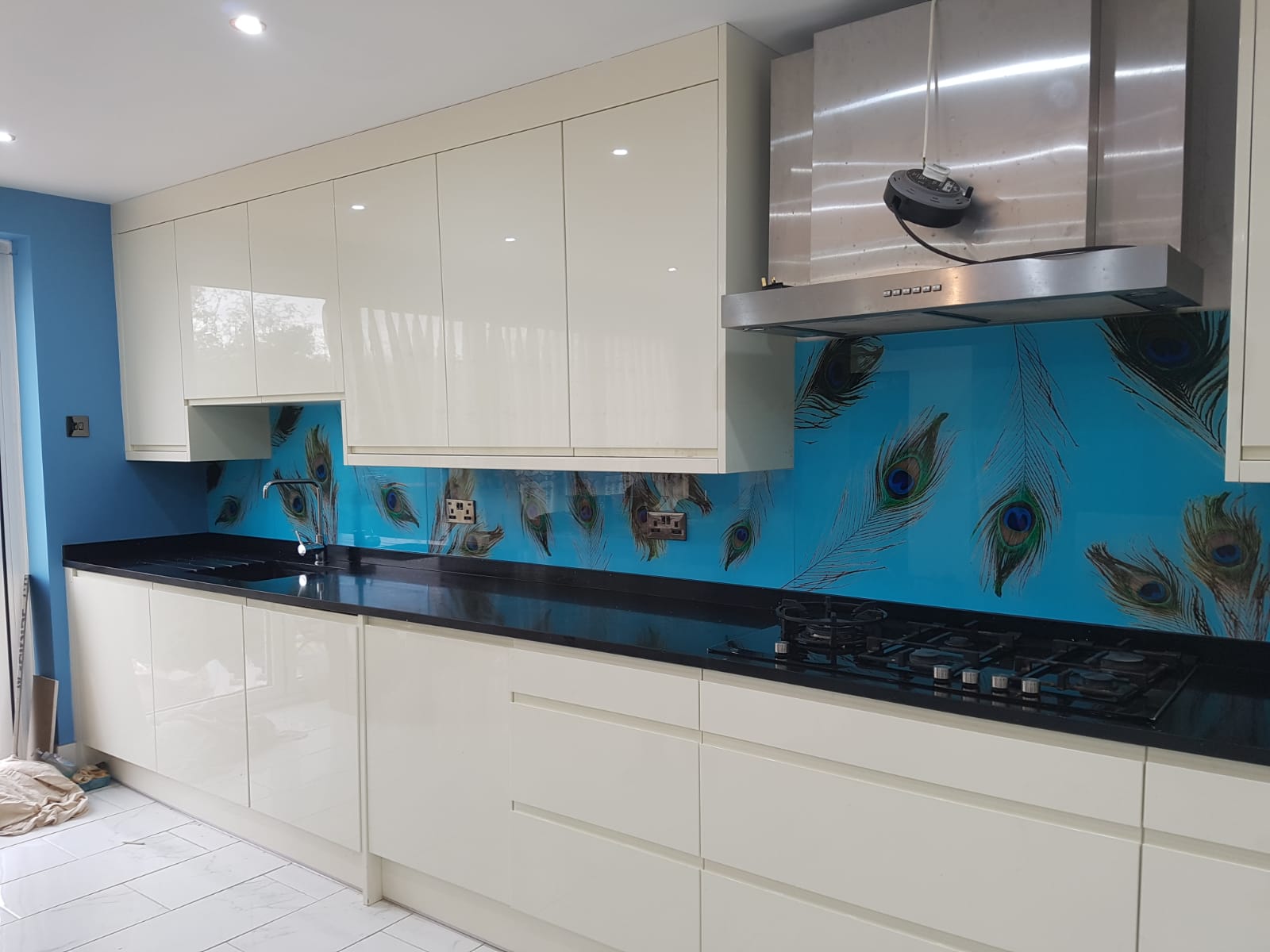 Blue Peacock printed glass splashback